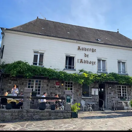 Logis & Restaurant - De L'abbaye Отель