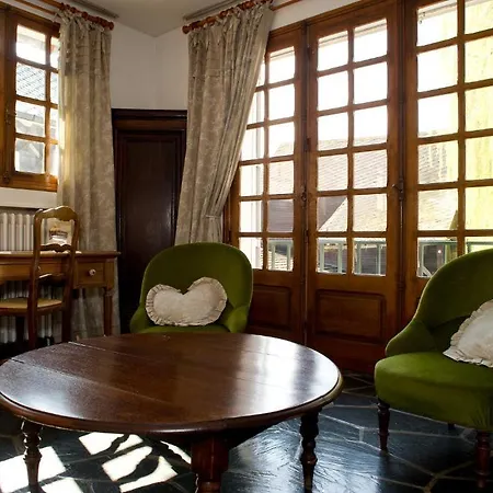 De L'abbaye Hotel 3*