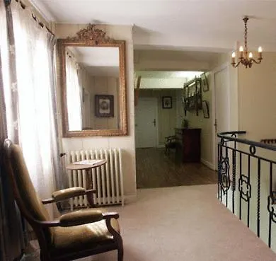 De L'abbaye Hotel 3*